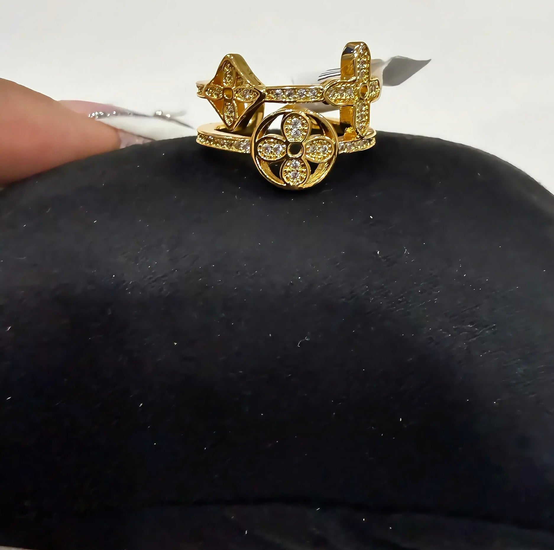 Ring